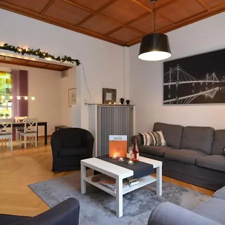 1 Bedroom Holiday home